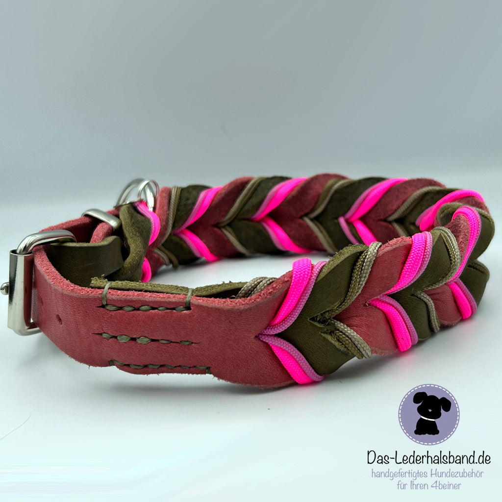 Fettlederhalsband mit Paracord altrosa-oliv | Deluxe Edition