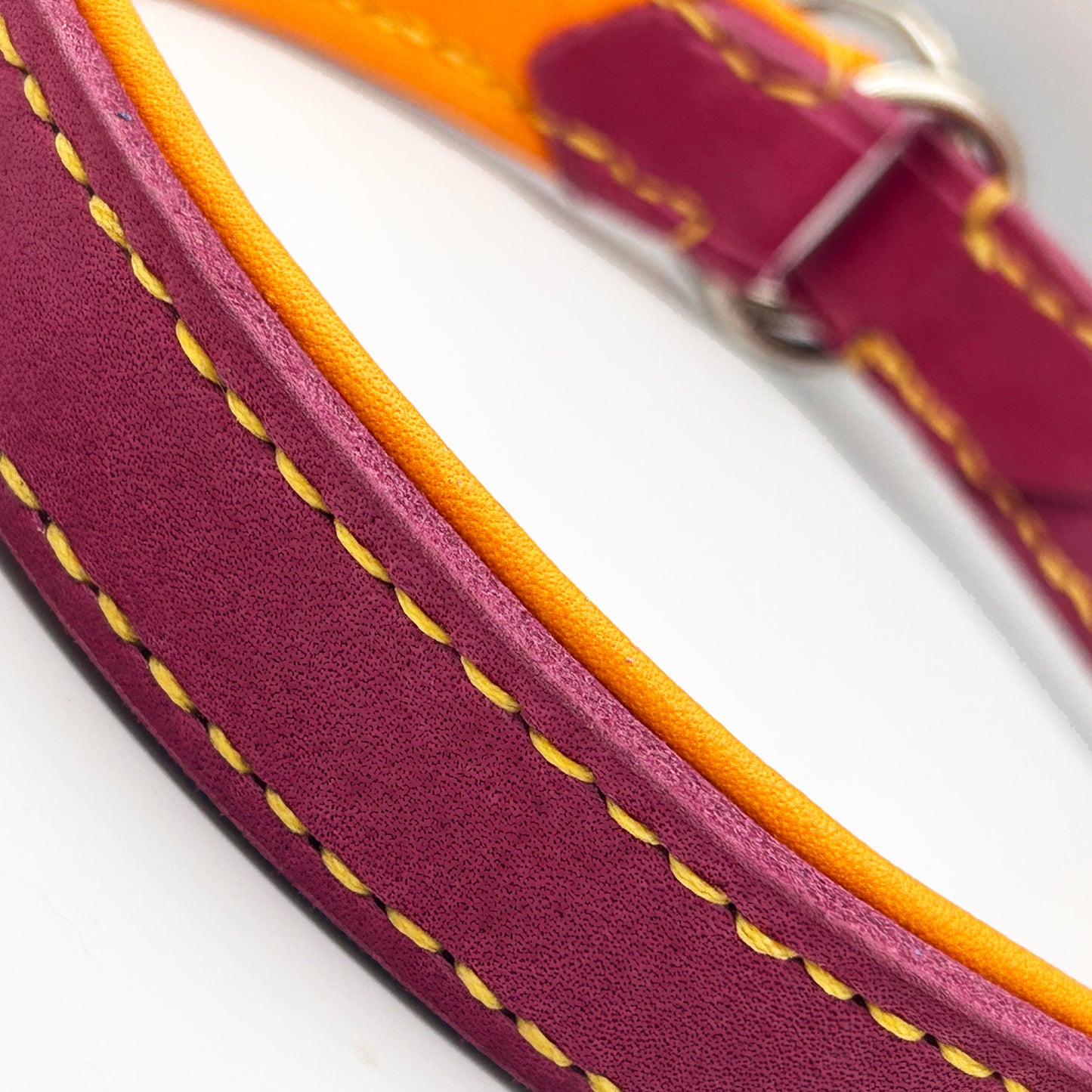 Fettlederhalsband Classic Beere als Zugstop