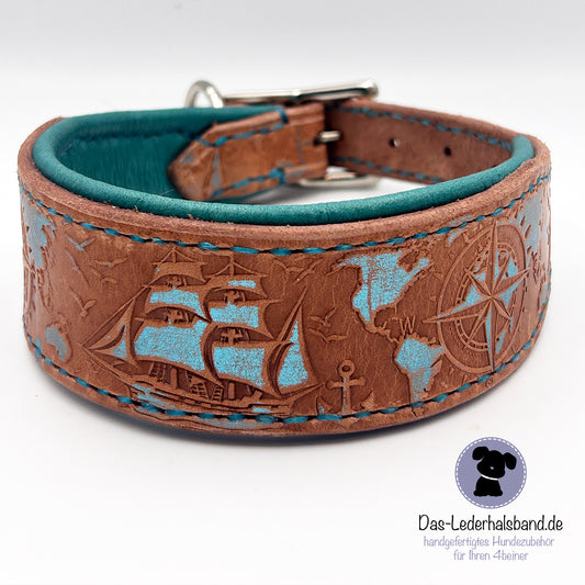 Geprägtes Lederhalsband "Weltenbummler"